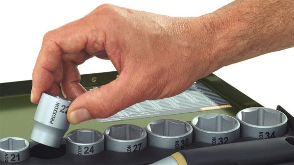 Proxxon 23286 Steckschlüsselsatz Komplettsatz mit 6.3mm (1/4) und 12.5mm (1/2) Umschaltratsche 65teiliges Werkzeug-Set mit Kunststoffkoffer – Bild 4