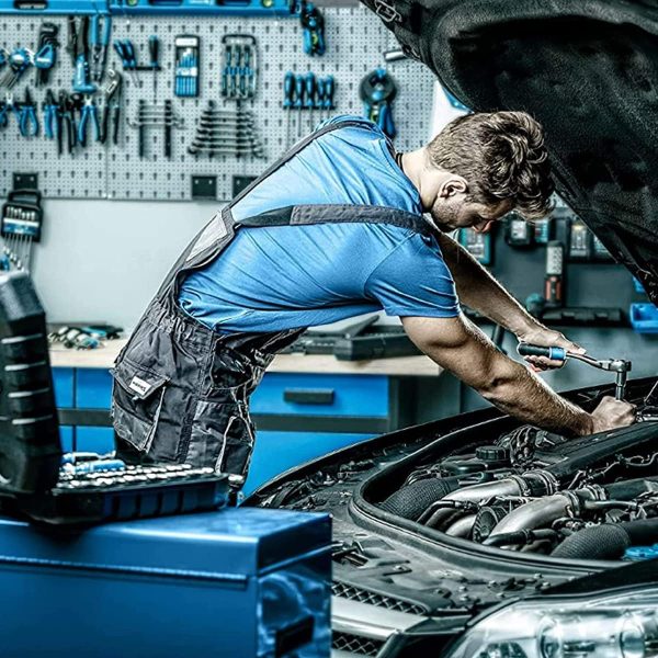 Högert Technik - Werkzeugkoffer Gefüllt. Werkzeugkasten mit Steckschlüssel. Bits und Zubehör. Werkzeug Set Chrom-Vanadium-Legierungsstahl. Werkzeugset Gesenkgeschmiedet. Toolbox HT1R439-131-tlg – Bild 6