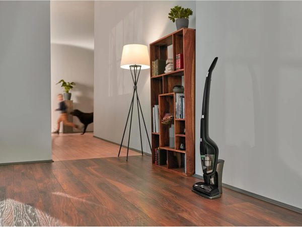AEG Ergorapido CX7-2-45M? 2in1 Akku Staubsauger/50% Recyclingmaterial/beutellos/bis zu 45 min Laufzeit/freistehend/180?? Drehgelenk /B??rstenreinigungsfunktion/LED-Lichter/18.5W/ 0.5L/schwarz.gr??n – Bild 5