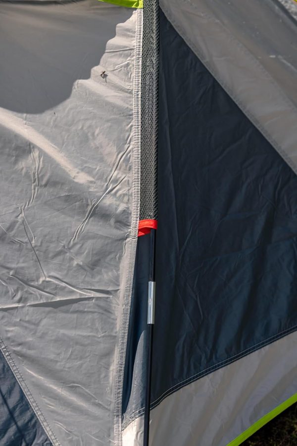 Coleman Zelt Darwin 2-4 | Kompaktes 2 bis 4 Mann Kuppelzelt | Modelle mit abgedunkelter Schlafkabine | Leichtes Camping. Festival. Trekkingzelt | 4500 mm wasserdicht | integrierte Bodenplane – Bild 9